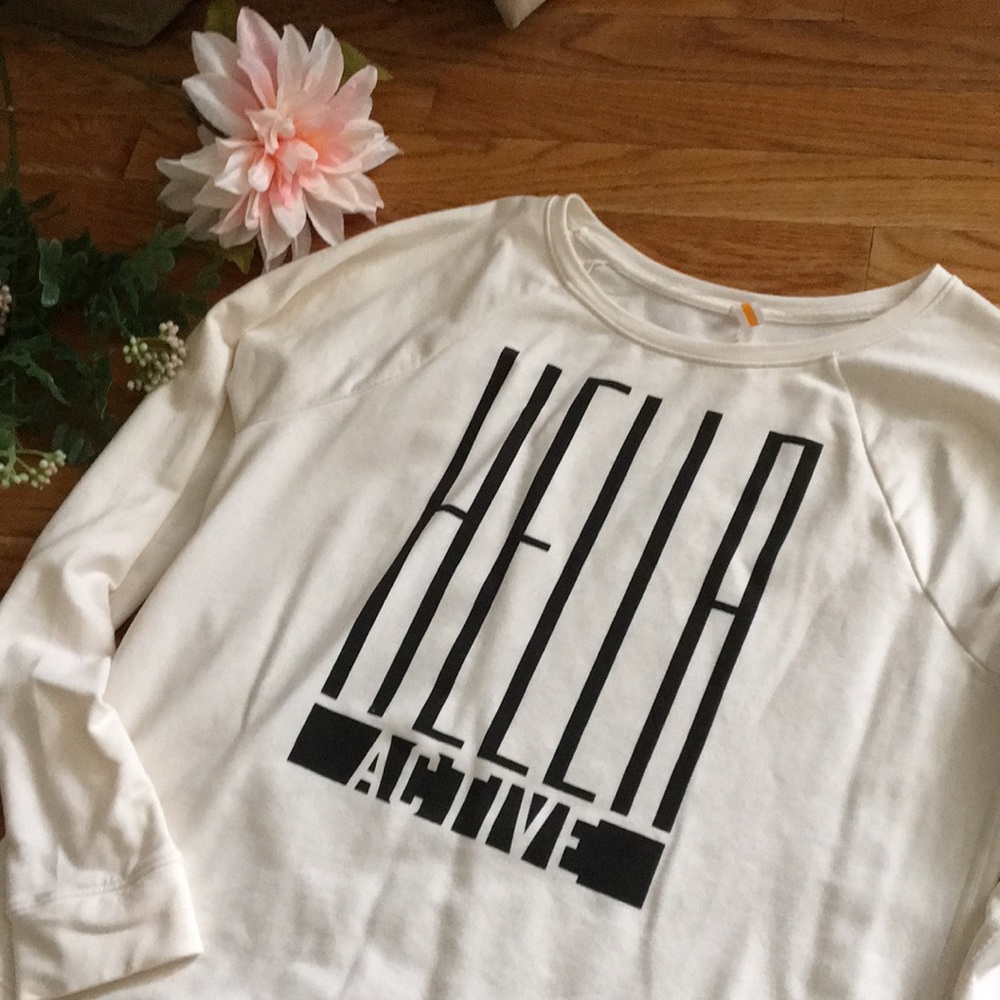 Lucy Crewneck